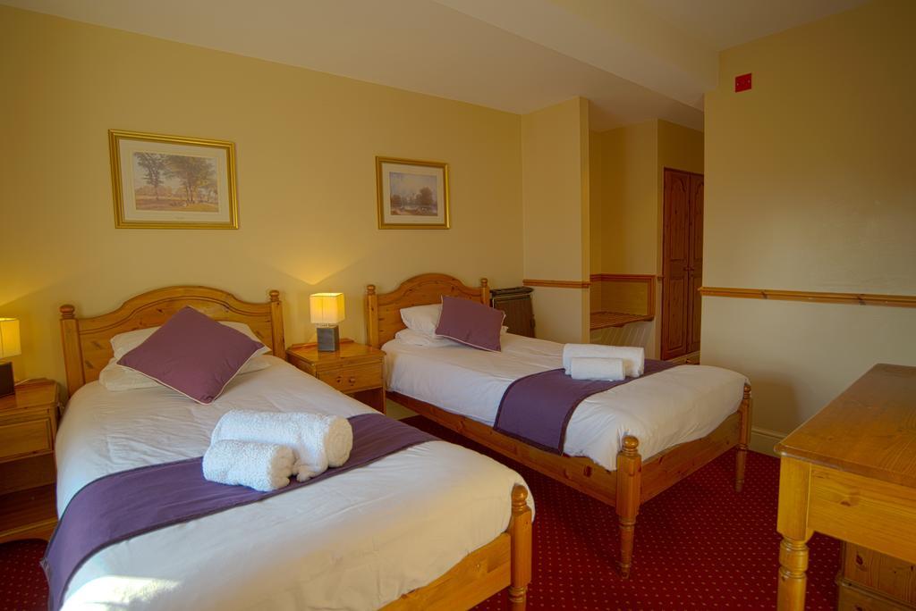 Rose Of York Hotel Richmond  Room photo